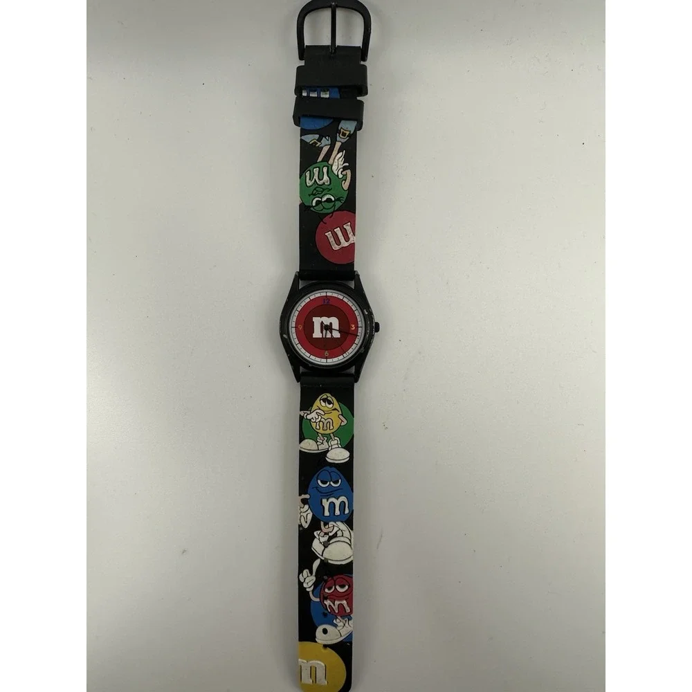 M&M‎ 1998 Rare Watch New Battery 32MM 7.75